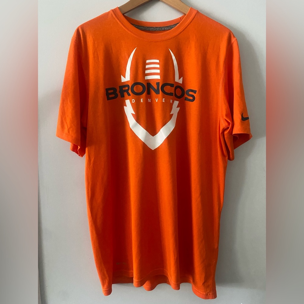 Nike Dri-Fit Denver Broncos Tee